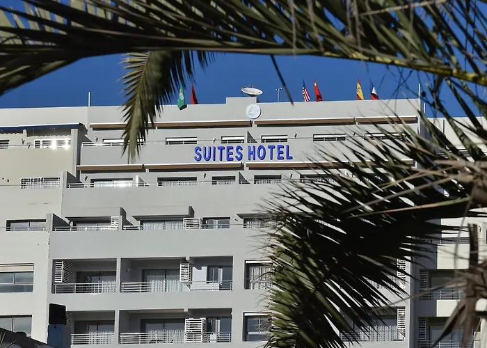 Le Yacht Suites Hotel