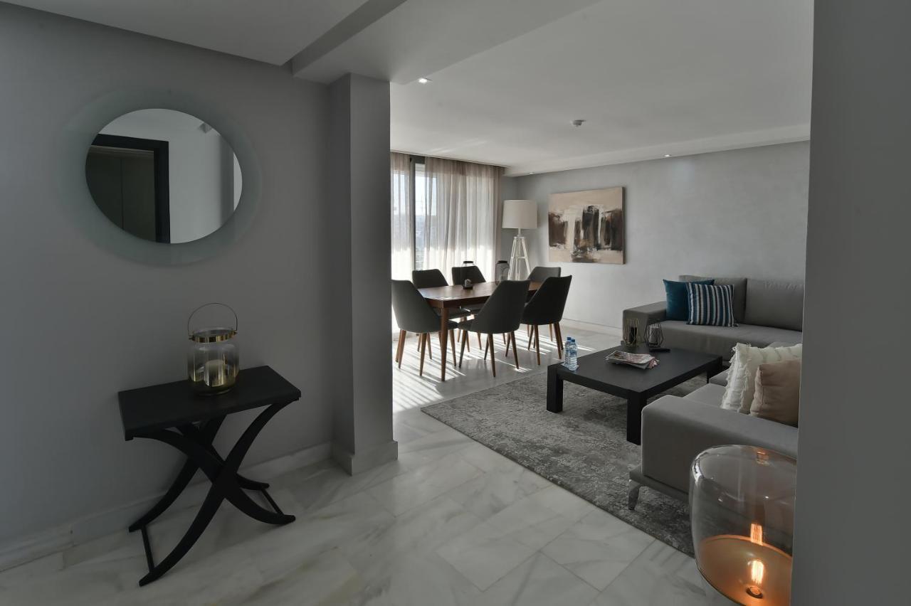 Le Yacht Apartahotel Casa Blanca