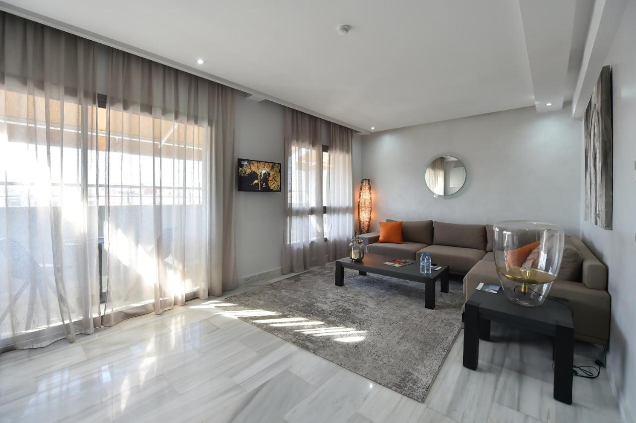 Le Yacht Apartahotel 3*